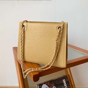 2024 New Fashionable and Minimalist Western Style Women's Bag, Large Capacity Chain, Trendy Solid Color Crossbody Shoulder Bag 78% Off Store wholesale