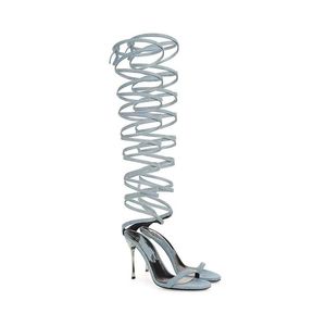 Gladiator High Sandals Stiletto 2024 läderstövlar Fårskinn klackar pumpar kvinnor sommar kikar öppen tå smal band snörning diamant en linje demin tvärbunden storlek 433