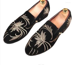 Sıradan Ayakkabı Erkek Nefes Alabilir Renkli İşlemeli Loafers Style Yetişkinler Moda Tembel Sürüş Slip-On Doug büyük