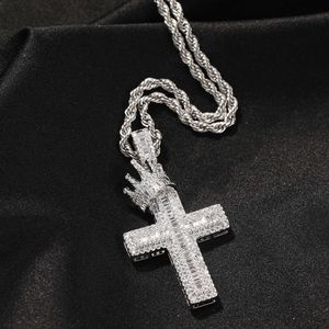 2024 De 925 Sterling Silver Hip Hop Jewelry Baguette Cut Vvs Moissanite Diamond Mens Iced Out Cross Pendant Necklace for Men Jewelry