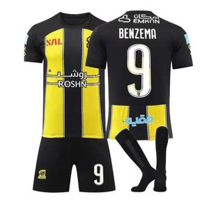 New Saudi League Jeddah United Size 9 Benzema Home Adult Football Jersey Childrens Set