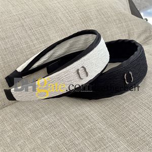 Girl Brand Hair Band Metal Letter широкие повязки для женской йога фитнес -повязка на голову повседневная обруча рождественский подарок с коробкой с коробкой