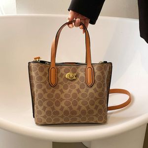 2024 New Shoulder Handbag Underarm Crossbody Small Women's Bag Women Bags 78% Off Store wholesale