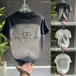 Men's Plus Tees Polos Tシャツカスタム織り、快適で柔らかいテクスチャーの染色生地。胸に刺繍された落書き文字、ゆるいフィットサイズS-5XL