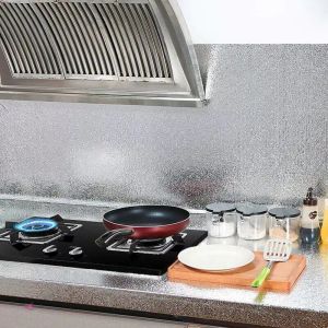 Кухонные наклейки водонепроницаемая и нефтяная утолщенная высокотемпературная плита алюминиевая фольга бумага самоклеящиеся обои