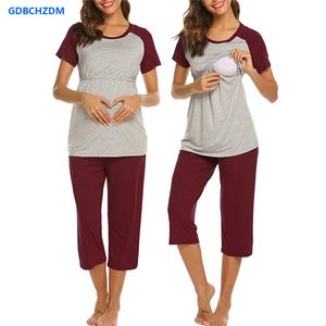 Yeni 2pcs Emziren Nightwear Kadın Analık Kısa Kollu Hemşirelik Bebek Tops Tişört+Kırpılmış Pantolon Pijama Seti Nuisette