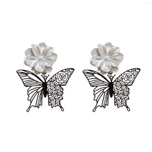 Orecchini per borchie Fiore bianco con farfalla Temperamento in lega per farfalla per le orecchie dei perni per mamma moglie fidanzata