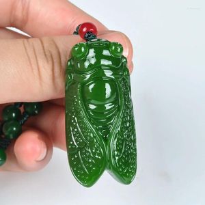 Подвесные ожерелья Hetian Jade Green Сделайте отличный переворот Cicada Внешний материал Mongolia Jasper PE