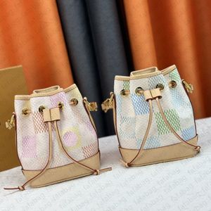 Mini kova çantası lüks tasarımcı crossbody omuz çantaları çanta bayan kadın moda deri çanta toptan çıkarılabilir omuzlar kayış