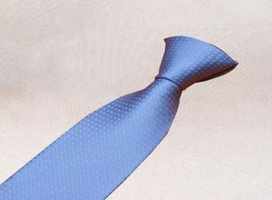 Projektant mody krawat dla mężczyzn kaseta litera h paski luksusowy biznes wolny sing