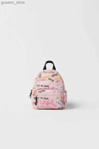 Mochilas Teenage Girls Graffiti Backpack Impresso Mochila Childrens Light Light Light Light Backpack Baby Fashion Version Pink Mini Bag Y240411