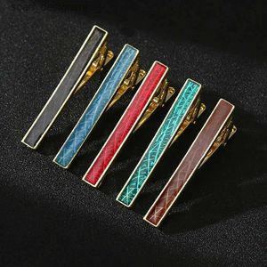 Tie Clips New Multicolor Mens Tie Clip Fashion Personality Trend Rendering Red Green Black Neck Length 5.5cm Men Wedding Accessories Y240411