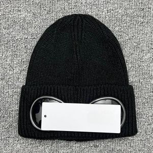 2024 Yeni Örme Şapkalar İki lens Glasses Beanies Erkek Kadın Unisex Kafatası Kapakları Açık Kış Sıcak Tasarımcı Beanie Casue Bonnet