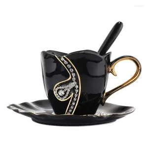 Mugs Creative European-style Diamond Ceramic Coffee Cups And Saucers Set Luxury Classic Couples Afternoon Tea Breakfast Milk