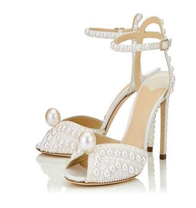 Kundenspezifische personalisierte Hochzeitsandalen Elfenbein Perlen Kristall Quasten 4 Zoll Peep Zehen Knöchelschnalle Gurt sexy Zapatos Mujer High Heel6937084