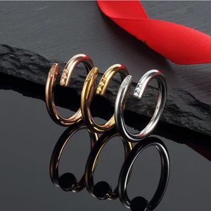 New Fashion Charm Nail Ring 18K Gold Ring Men Diamond Ring Women Love Ring Brand Designer Ring Luxury Jewelry Couple Wedding Ring