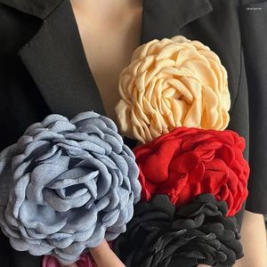 Brooches Red Flower Brooch Fabric Multi-layered Wedding Handmade Camellia Pin Women