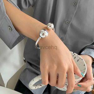 Bangle New Arvival 100% 925 STRINLING Silver Hot Sprzedaj prosty projekt Ball Design Lady Bolegle Hurtowa Biżuteria Prezent No Fade 240411