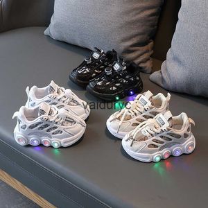 Sneakers Shiny girls shoes breathable mesh shiny childrens sports flash lights little light up boys Daddy fashion H240411