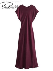 基本的なカジュアルドレスBringblingee Y2K Ultra-Thin Satin Womens Party Dress Traf 2024 Spring Cape Sled Keyhole Slim Fitting Robe Fe Midi Long Skirt C240411