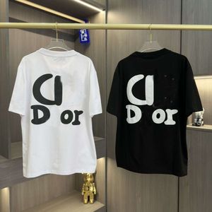 Designer Luxury Chaopai Classic 2023 Summer Qus Brand Home Letter Tryckt rund hals Pure Cotton Kort ärm Män och kvinnor samma lösa stil