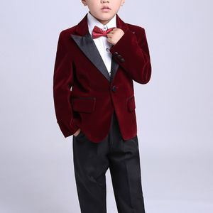 Svart Velor Boys Suits For Wedding Clothing Kids Birthday Party Formella kläder Set Ring Bearer Dräkt (jacka +byxor +båge)
