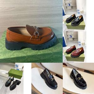 Designer Womens Casual Shoes Leather Platform Loafers Buckle Sneakers Metal Spring Autumn Thick Bottom Trainers