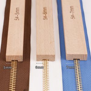 QJH DIY Handmade Leather Tools for 3#5# Zipper Gluing Anti-overflow Ruler Wood Zippers Glue Tool Sewing Accessories