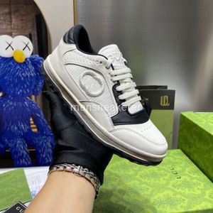 Mångsidig mode Mac80 Shoesg Designer Little Trainer Shoe Slip Women Plat Sneaker Mens Ny färgad Panda White Sports Bottom Leisure C7XB