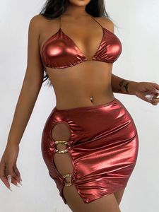 Frauen Badebekleidung sexy rot 3 -teilige Bikinis Sets Frauen pu Push up Metall Verband Ring verknüpfter Rock Badeanzug 2024 Badeanzug hoher Taille