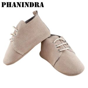 Sneakers Nuovo Suede in pelle vera in pelle vera piccola mocasins scarpe slipon fashion baby scarpe baby laceup neonate first walker zapatos ragazze