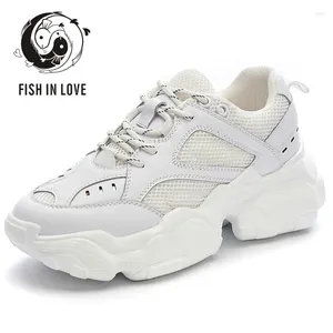 Fitnessskor fisk i kärlek andningsbara kvinnor chunky sneakers 2024Fashion Summer Women's Platform Brand Trainers Ladies Footwear Whitegy83