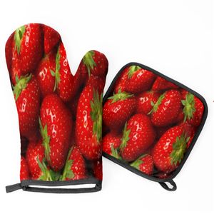 Cute Summer Strawberries Oven Mitts Pot Holders Sets 2pcs Kitchen Heat Resistant Non-Slip Hot Pads Oven Gloves for Cooking BBQ