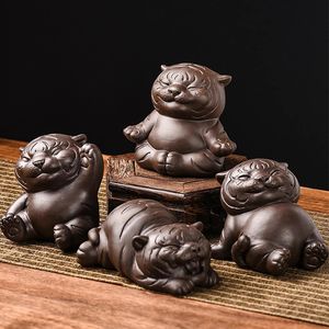 الصينية الأرجواني الطين الشاي حيوان أليف محظوظ لطيف النمر الحلي سطح المكتب الحرف اليدوية المصنوعة يدويًا.
