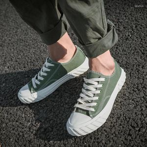 Fitnessschuhe yeddamavis Mann lässige Low Top Schnürmänner vulkanisieren Sie die Leinwand School Jungen Teenage Grüne Farbe Männlicher Fußwerera