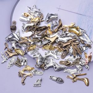 30/50pcs Mix Roller Carms Antique Bronze Shoe Bute wisiorki na klęską kluczy wysokie obcasy buty junilry luzem do tworzenia biżuterii