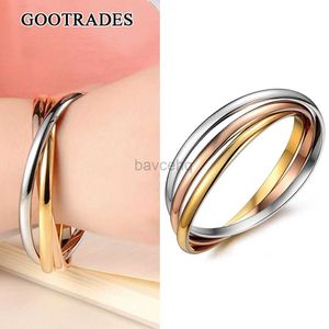 Bangle مجوهرات جديدة للمرأة هدايا سلاسل سوار الفولاذ المقاوم للصدأ 3 أساور الأساور الملحقات أساور كارتر بالجملة 240411