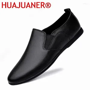 Casual Shoes Fashion Men Summer Business Flats Mens Loafers äkta lädermockasin Male Slip on Driving