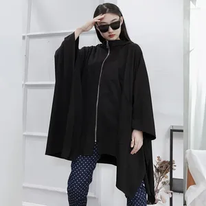 Kobiety z kapturem damski płaszcz z kapturem wiosna i jesienne hip -hop High Street Bat Sleeve Cape Day Casual Loose Large