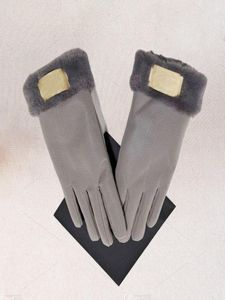Lia Designer вязаные варежки зимние флисовые скручивающие перчатки с Lanyard теплые вязаные рукавицы Женщины девочки Full Finger Mitten Outdoor rovding Glove2813477