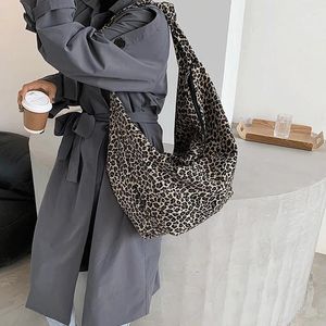 Tasche große Kapazität Leinwand Handtaschen Frauen Taschen Designer Hobos Leopard weibliche Freizeit -Tasche Damen Crossbody Schultersack