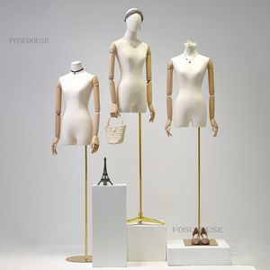 Klädbutik Mannequin Kvinnors klädhänge Joint Hand Liten bröstmodellram Fönster Överkropp Display Stands