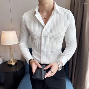 Herren-Gelegenheitshemden fein hochgradig britischer Stil langärmeliger, lockerer, doppelbrustes Festkörper-Hemd-Trend-Mode-Slim-Shirt.