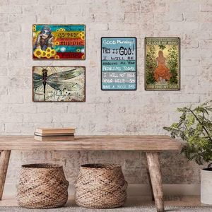 Retro Tin Sign God Wall Decor - Religious Wall Decor - Katolska gåvor - Rolig kristen väggkonst - Inspirerande citatvägg