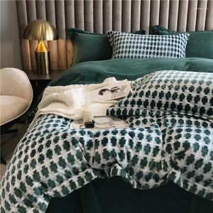Set di biancheria da letto inverno in velluto caldo in flanella marchio a doppio letto geometria coperta piumino in pile verde set con lenzuolo e federa