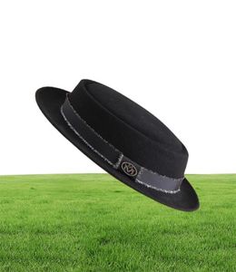 Chapéus de aba mesquinhos fedora hat moda 100% pura lia liol masculina com torta de porco para mulheres de feltro clássicas Cap11039408
