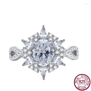 Кластерные кольца S925 Серебряное кольцо циркона с эллиптическими сверкающими снежинками Высокие и универсальные украшения для женщин.