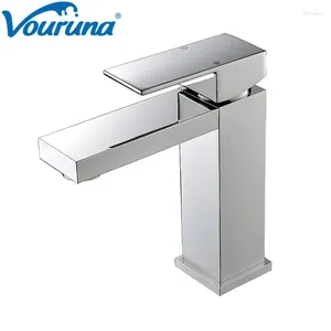 Torneiras de pia do banheiro Torneira de estilo de estilo quadrado One Hole Mixer Classic Tap Single Leaver Solid Brass Chrome