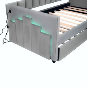 Doppelgröße gepolstertes Tagesbett mit hellem und USB -Hafen, für Wohnzimmermöbel im Innenraum, grau