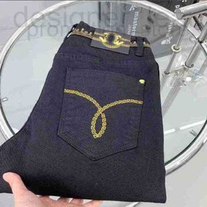 Designer di jeans maschile 2024 Elastic Medusa Soft and Comfort Official Web Web Style Style S82N S82N SQ15